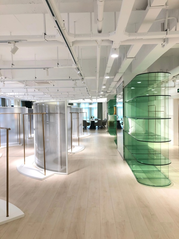 辦公展廳設(shè)計(jì)案例